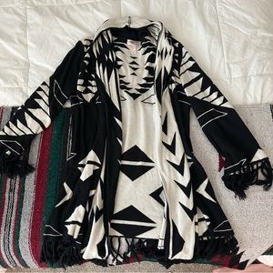 Forever 21 southwestern style fringe cardigan, size S